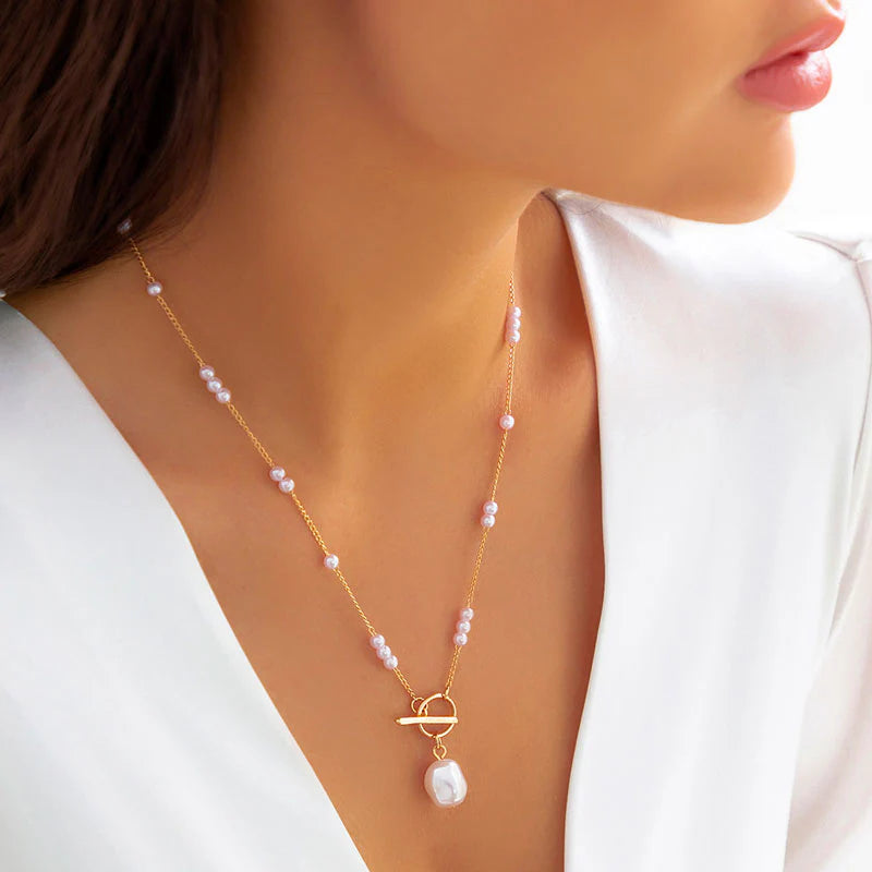 Collar Hera